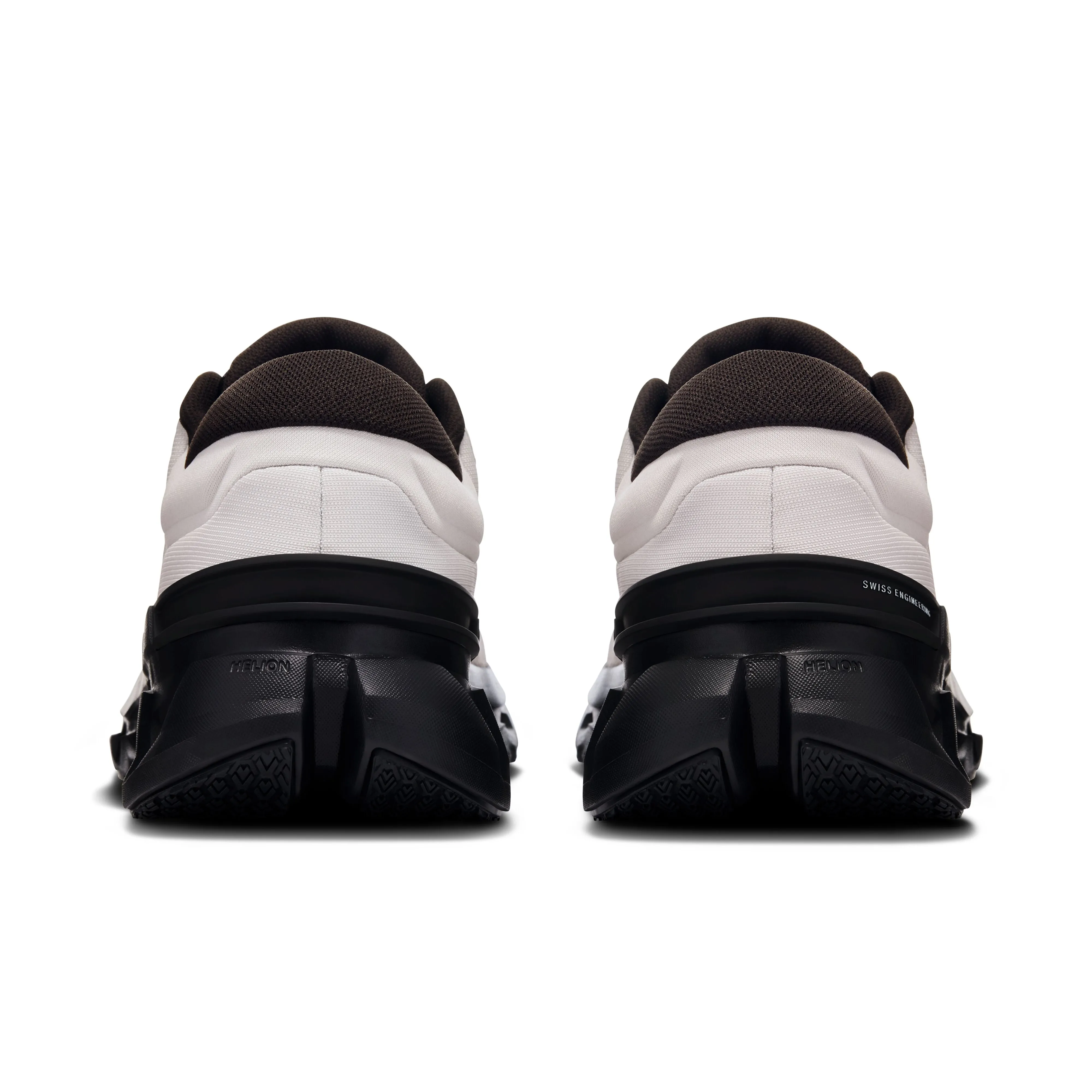 Men's On Cloudflyer 5 Running Shoe in Wolf | Black