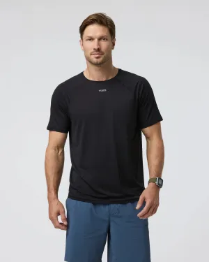 vuori Men's Short Sleeve Precept Tech Tee in Black