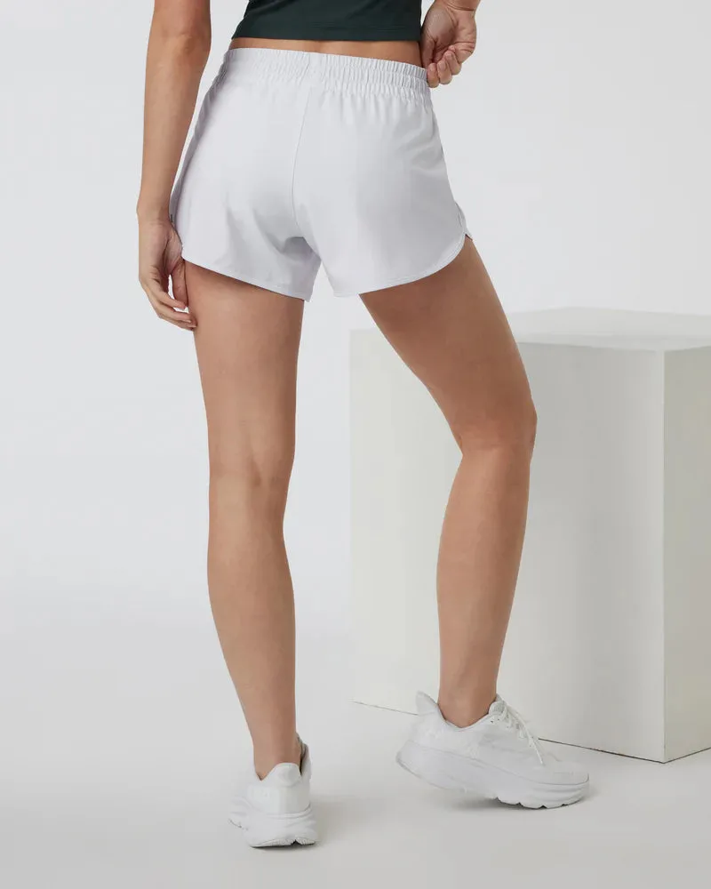 vuori Women's Clementine 4" Short 2.0 in White