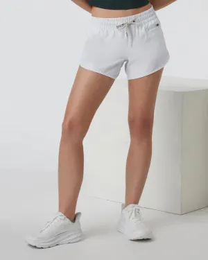 vuori Women's Clementine 4" Short 2.0 in White