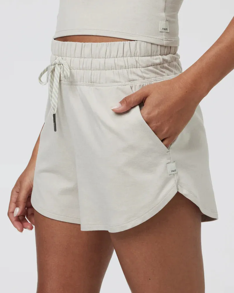 vuori Women's Halo Performance Short 2.0 in Ecru Heather
