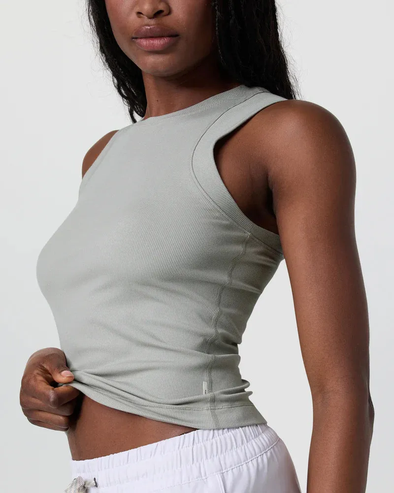 vuori Women's Pose Modern Tank in Talc