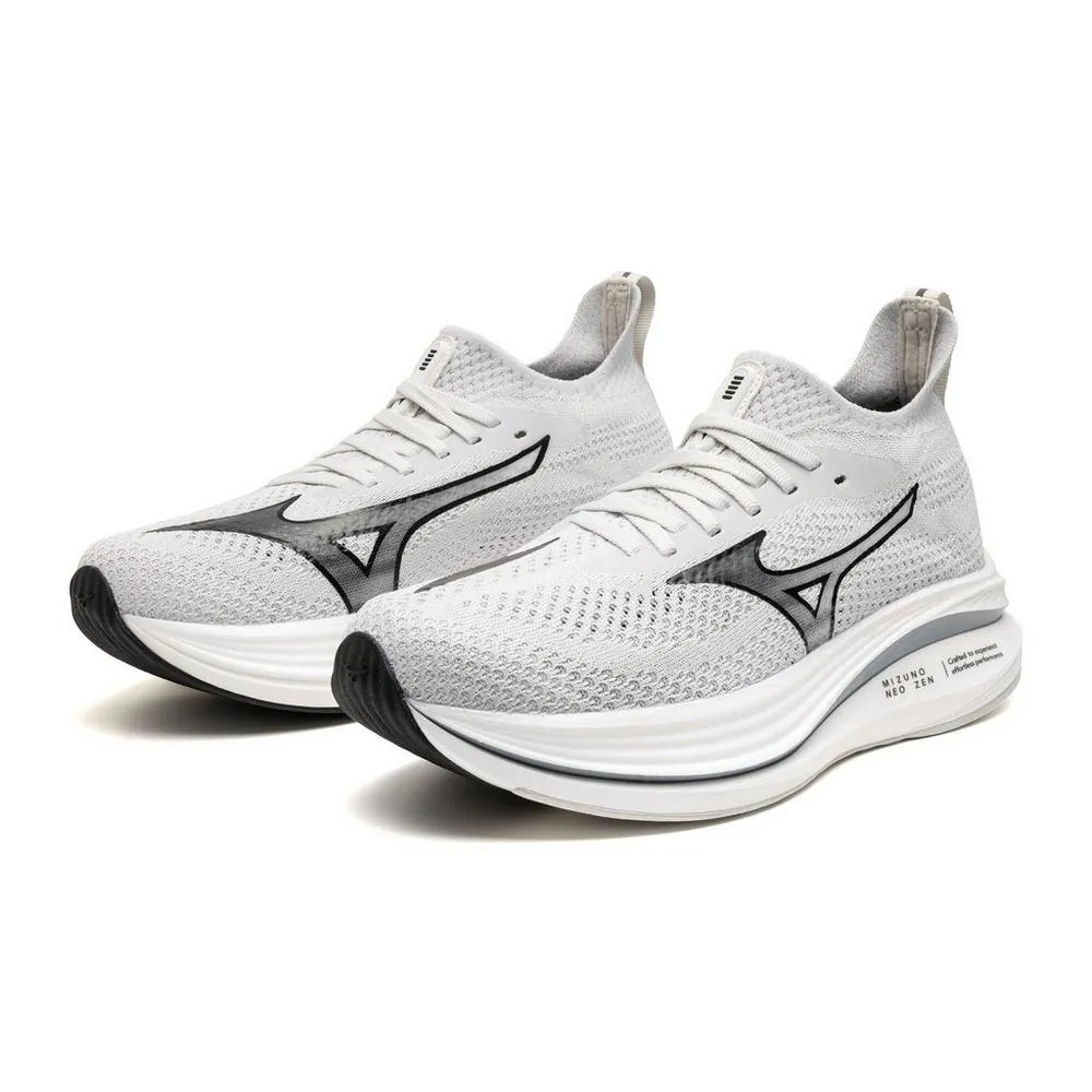 Women's Mizuno Neo Zen Running Shoe in Nimbus Cloud | Black