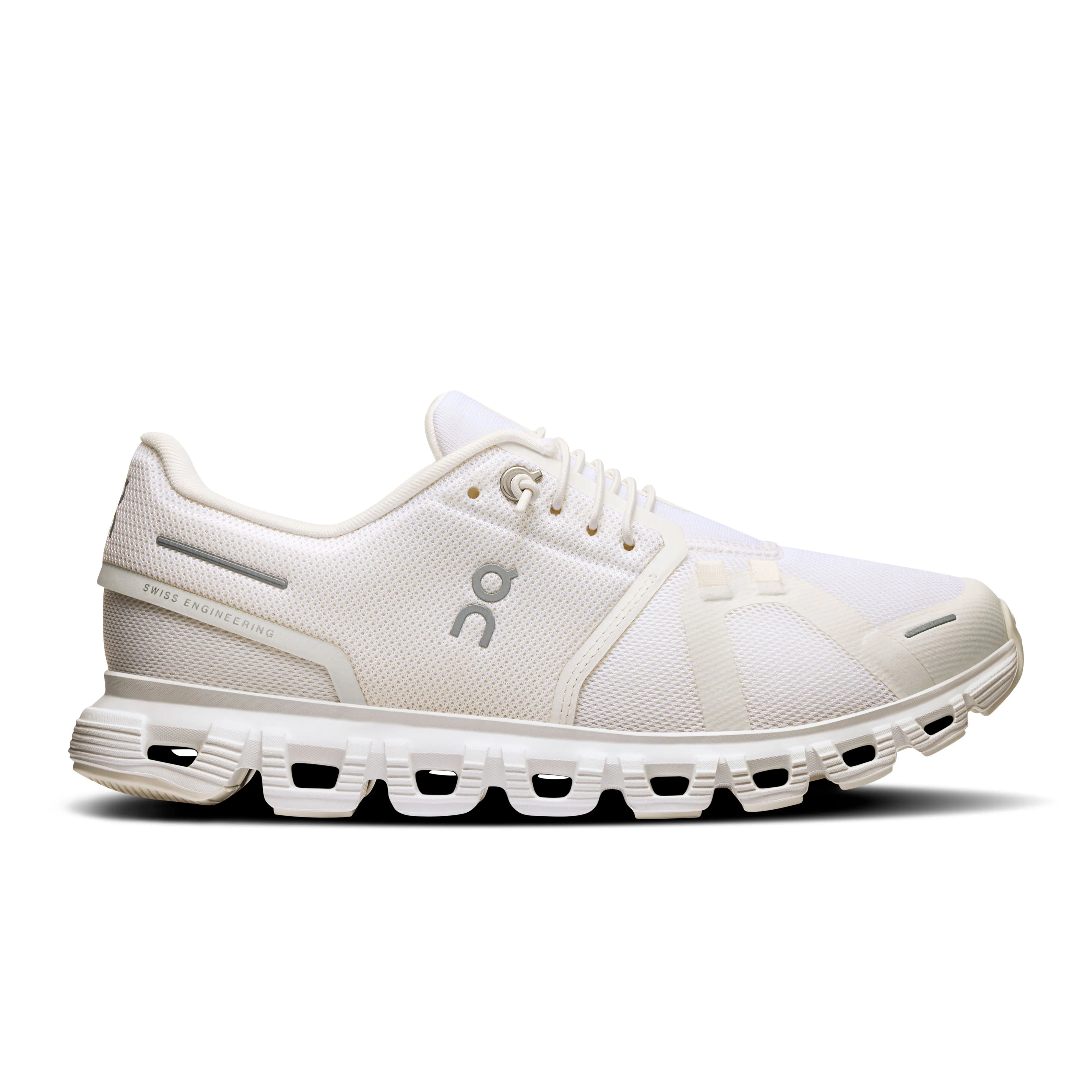 Women's On Cloud 6 Running Shoe in White | White